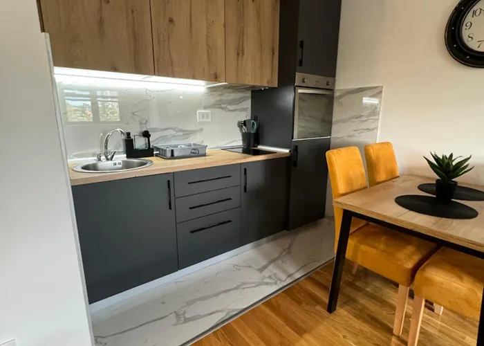 Ljubav - Spa,terasa I Parking * Zlatibor